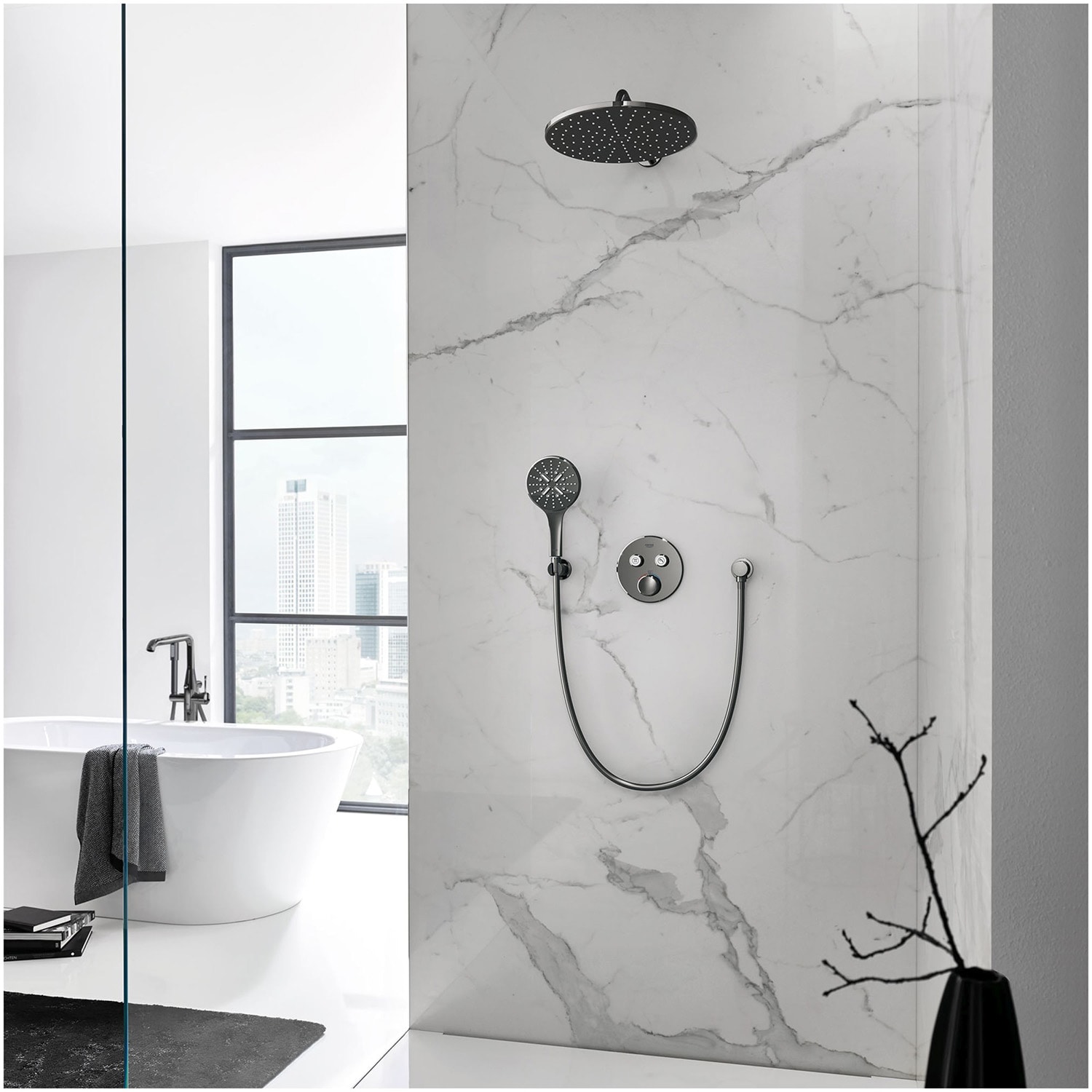 Regadera de mano de una llave Grohe Rainshower en grafito resistente - Grifo redondo de ducha de 5.13 pulgadas