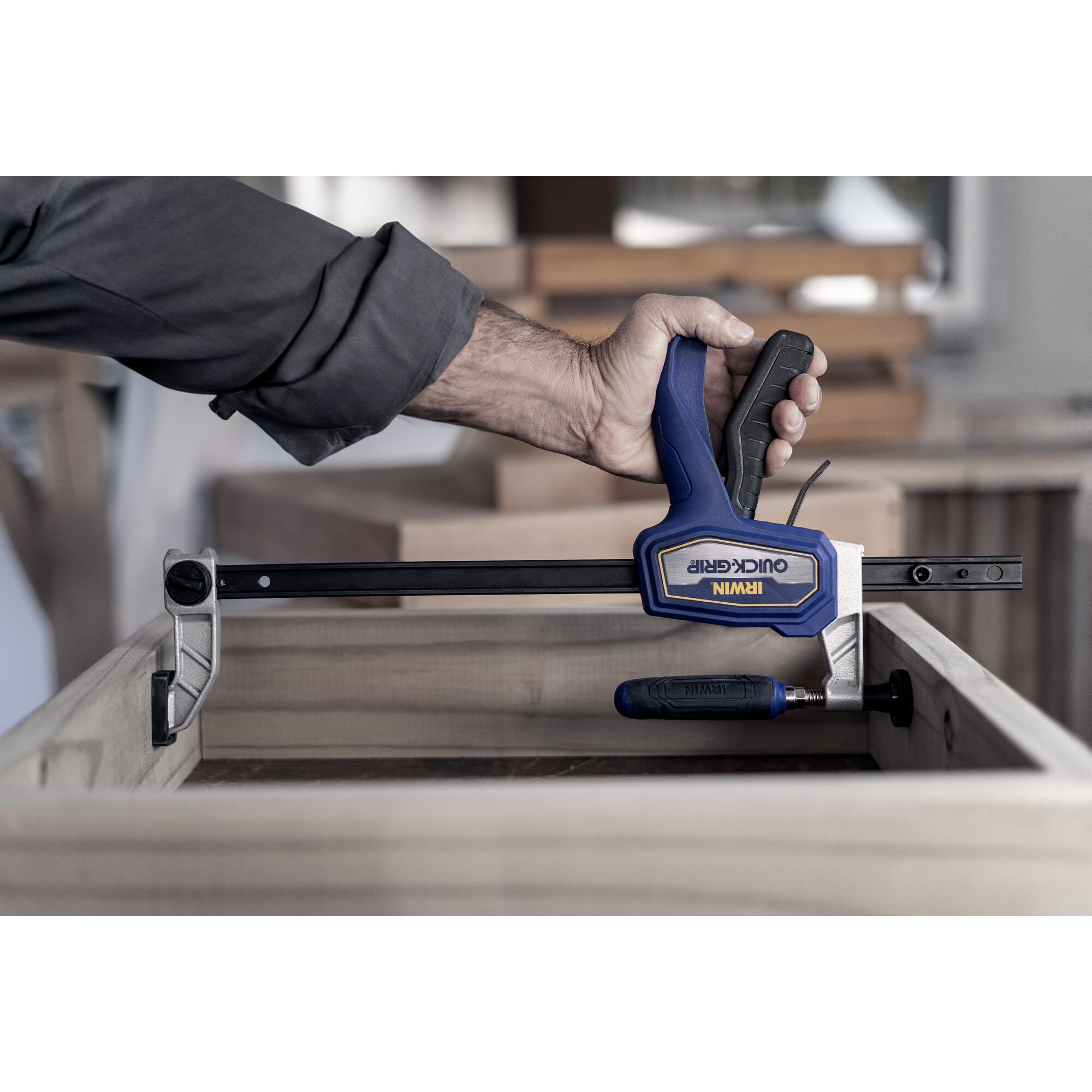 Mordazas Híbridas IRWIN Quick-Grip de 12 pulgadas con Gatillo de 301 libras / Sargento de Barra IRHT83500