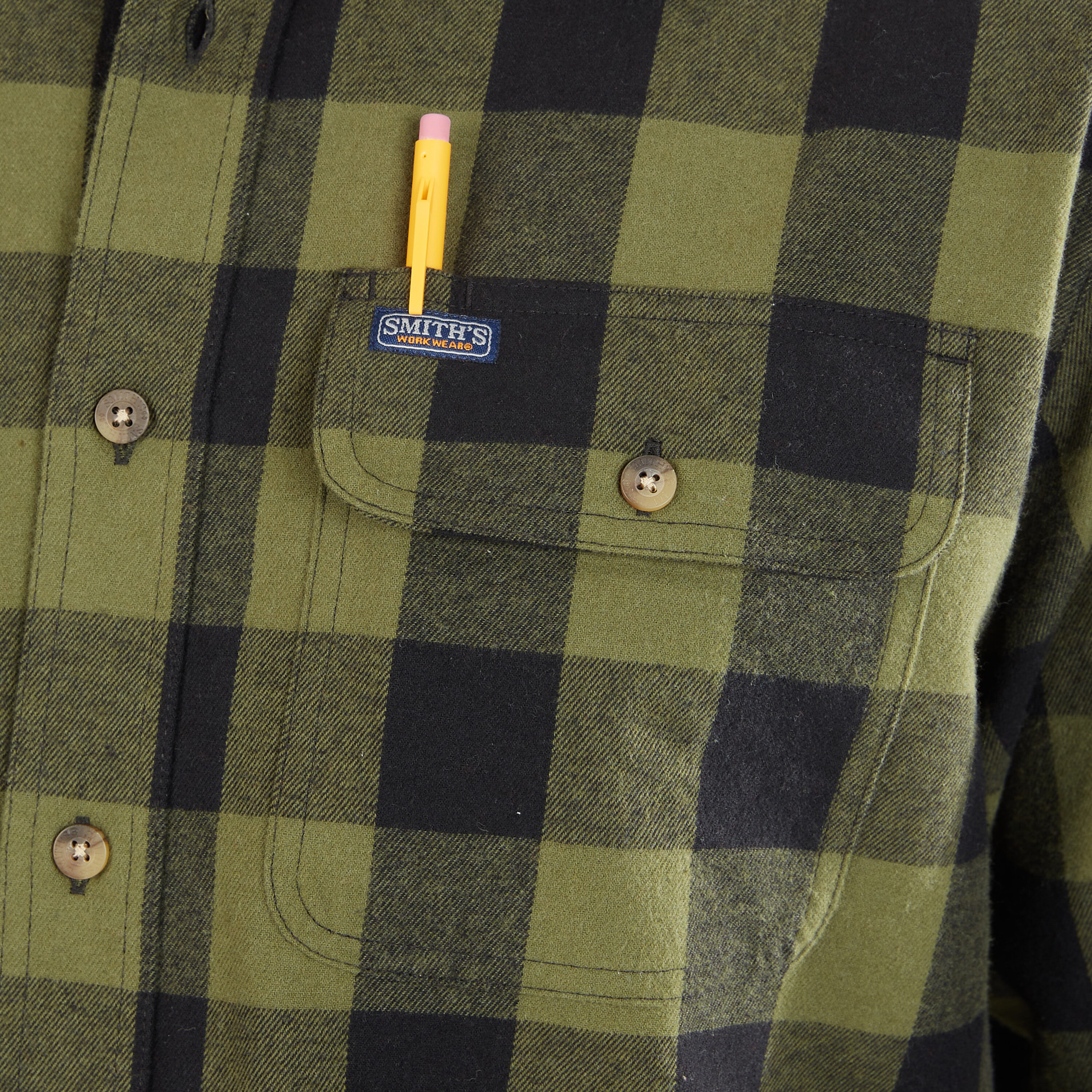 Camisa de botones a cuadros de manga larga en color verde para hombre de Smith's Workwear (talla grande)