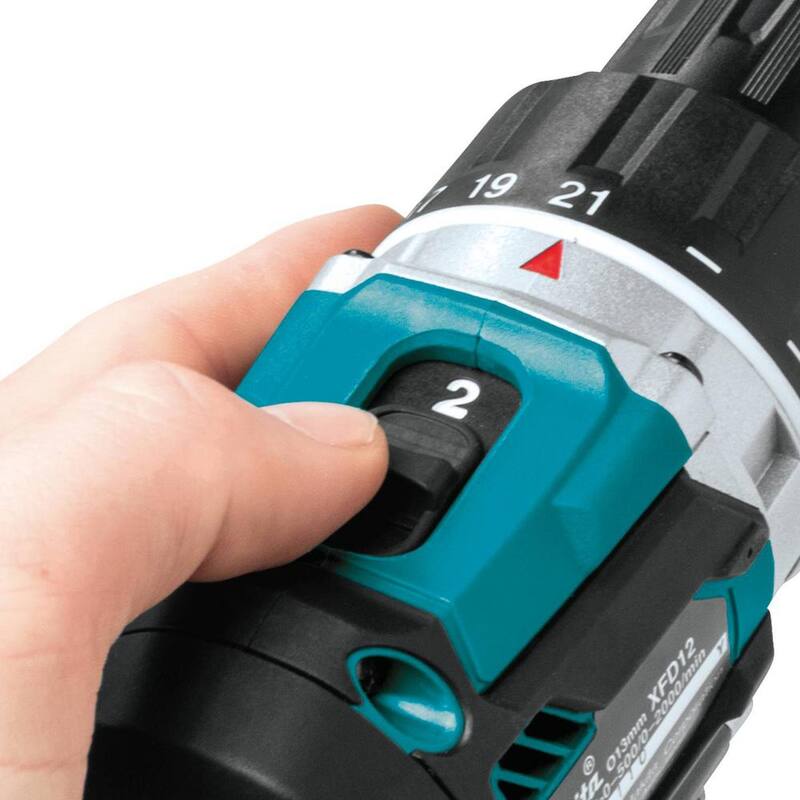 Makita 18V LXT Taladro de Destornillador Inalámbrico Compacto con Motor sin Escobillas de Litio-Ion de 1/2 pulg. Kit con Dos Baterías de 5.0 Ah, Cargador, Bolsa - XFD12T