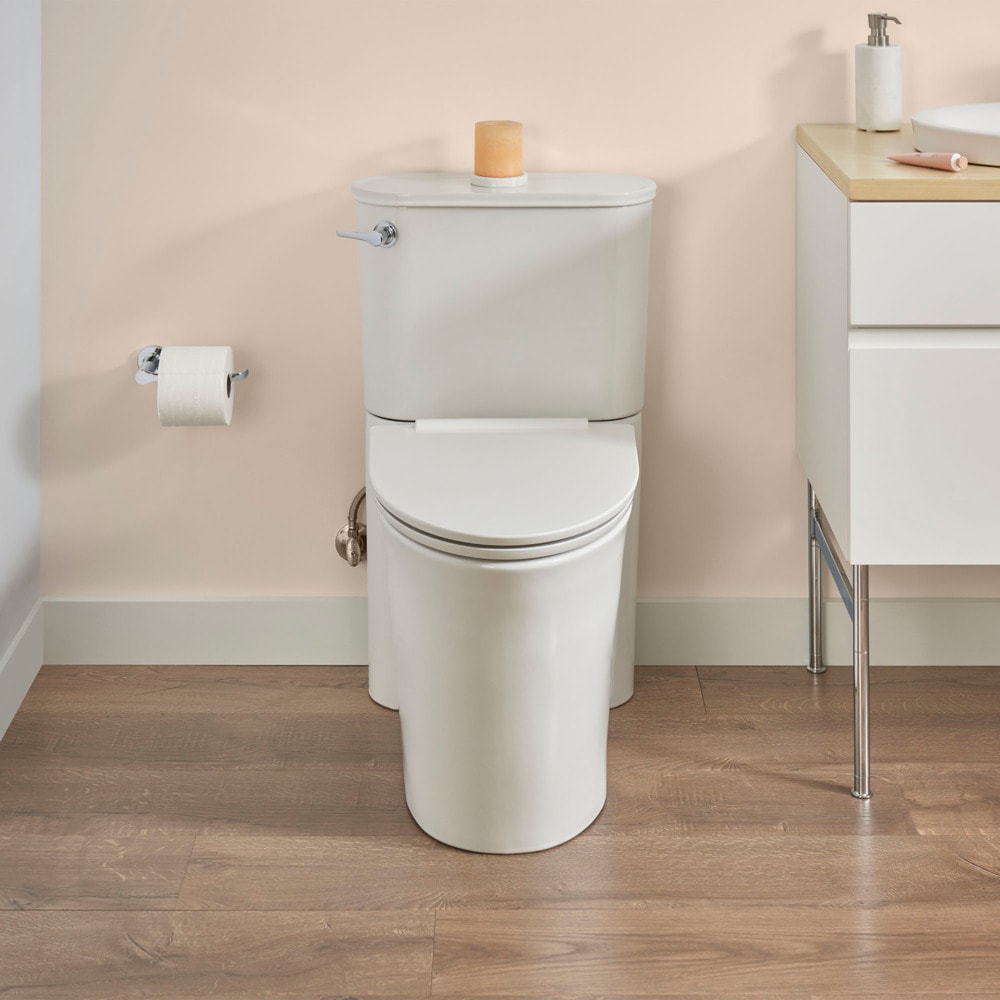 Sanitario American Standard Studio S Blanco con taza alargada y altura de silla 12 pulgadas de montaje áspero 3712A100.020