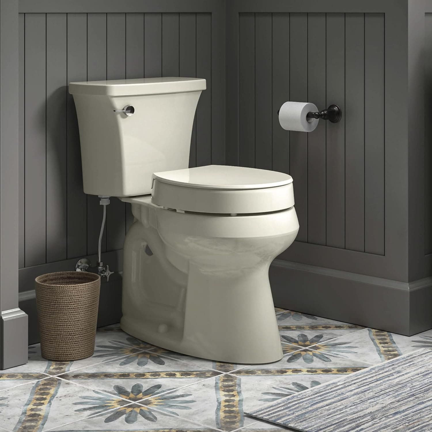 Asiento de Inodoro Redondo con Cierre Suave en Color Crema de Plástico KOHLER 25876-96