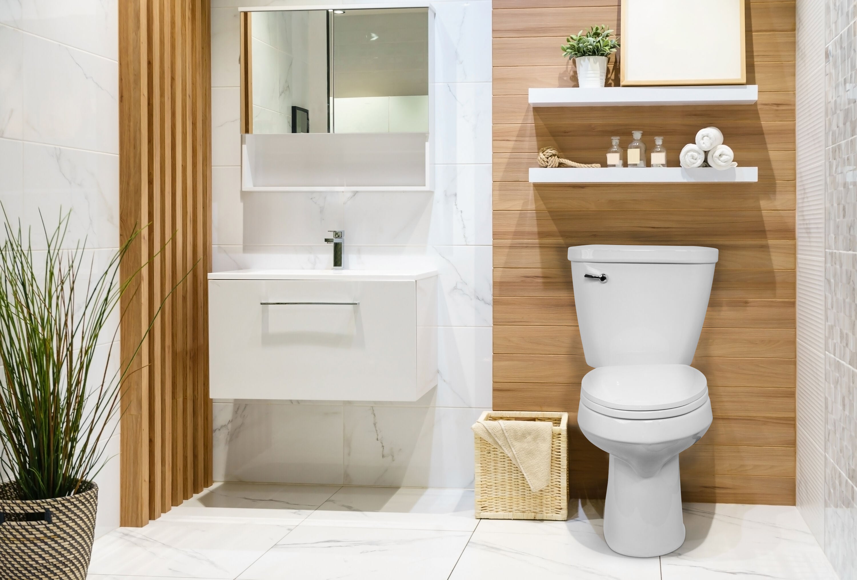 Asiento de baño alargado de plástico blanco con cierre suave Centoco 1700SC-001