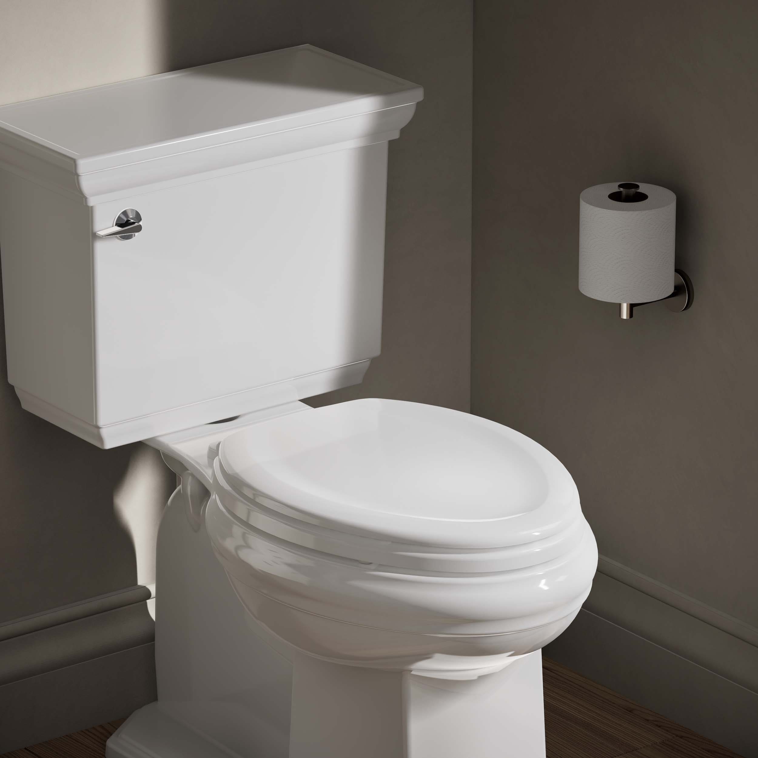 Asiento de inodoro alargado con cierre suave de madera blanca Stonewood KOHLER K-20466-0