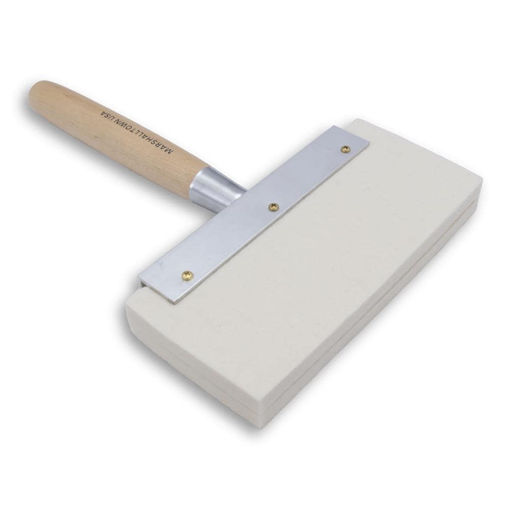 Pala Marshalltown de 9 pulgadas x 13.25 pulgadas con mango de madera FB865