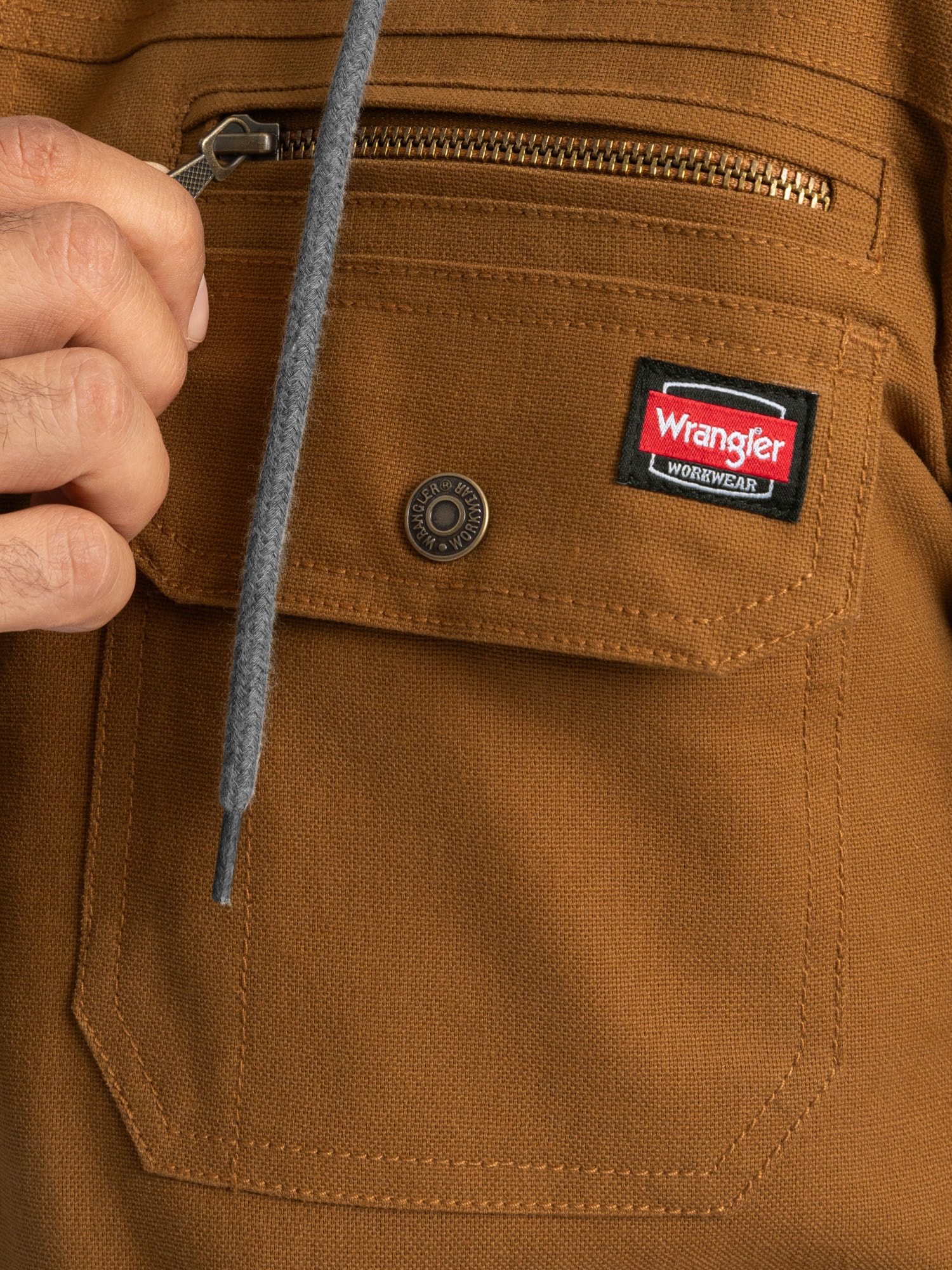 Chamarra con capucha y aislamiento de punto de pato de peso medio para hombre de Wrangler (talla extra grande) 65202-DCK-XL