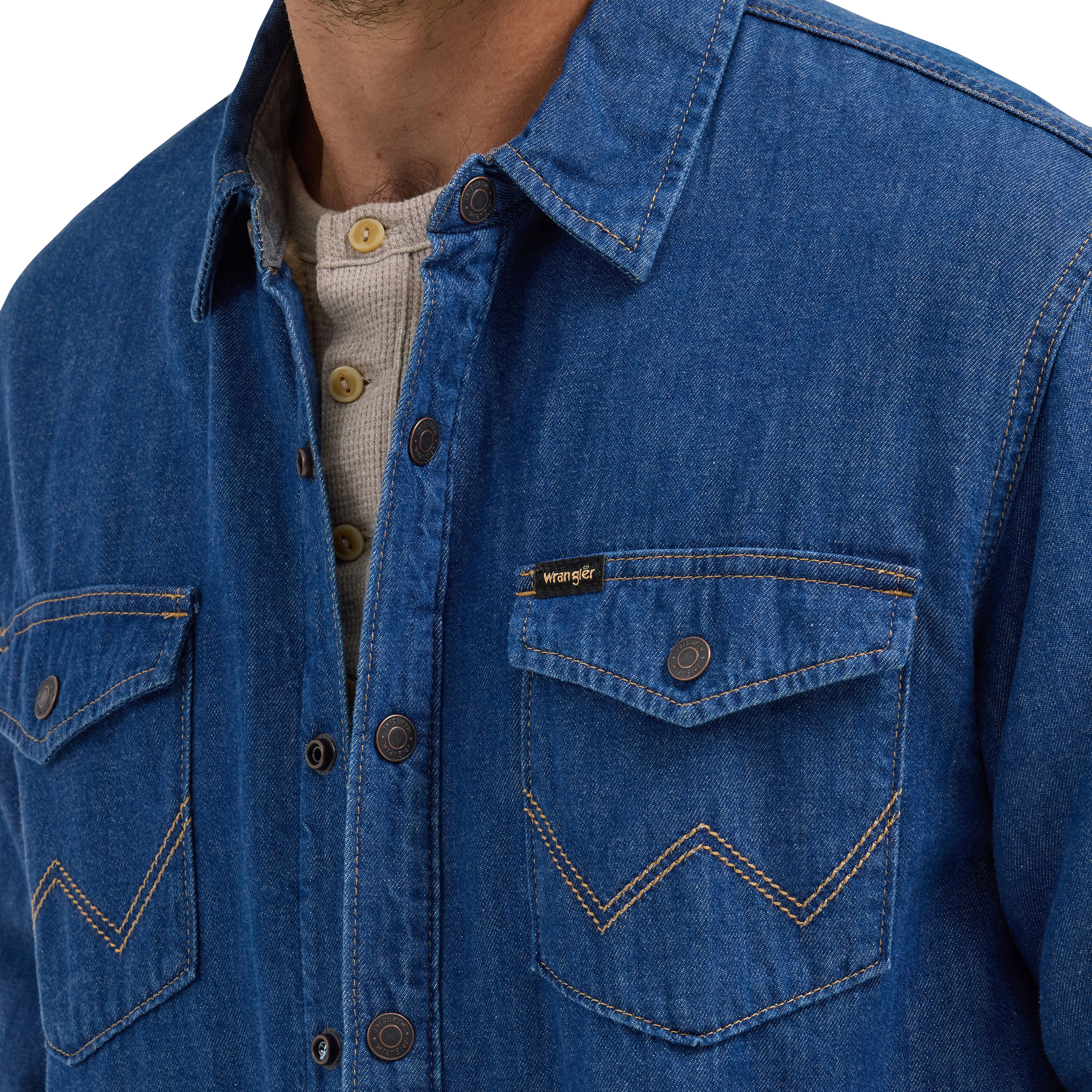Chamarra de trabajo de mezclilla resistente Wrangler para hombre en lavado medio con aislamiento (Talla grande) 112358648-L