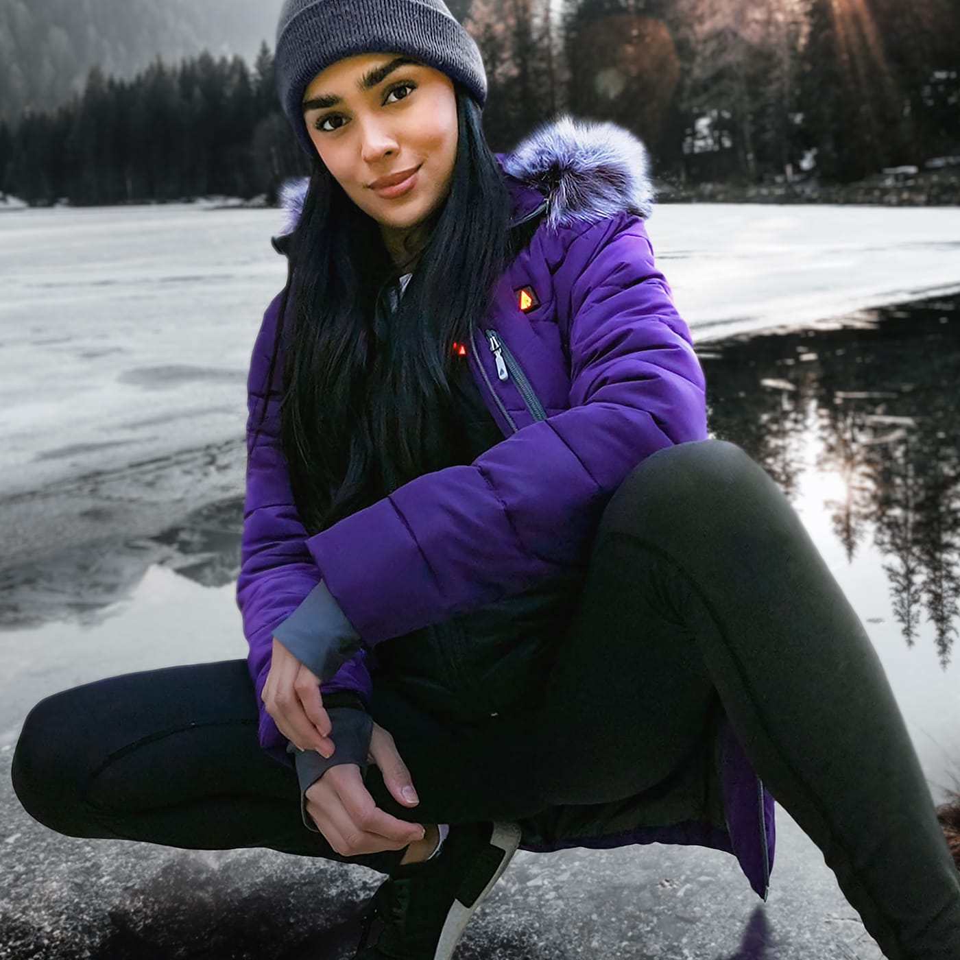 Chamarra de Invierno con Calefacción para Mujer en Indigo de Peso Pesado con Capucha (Grande)