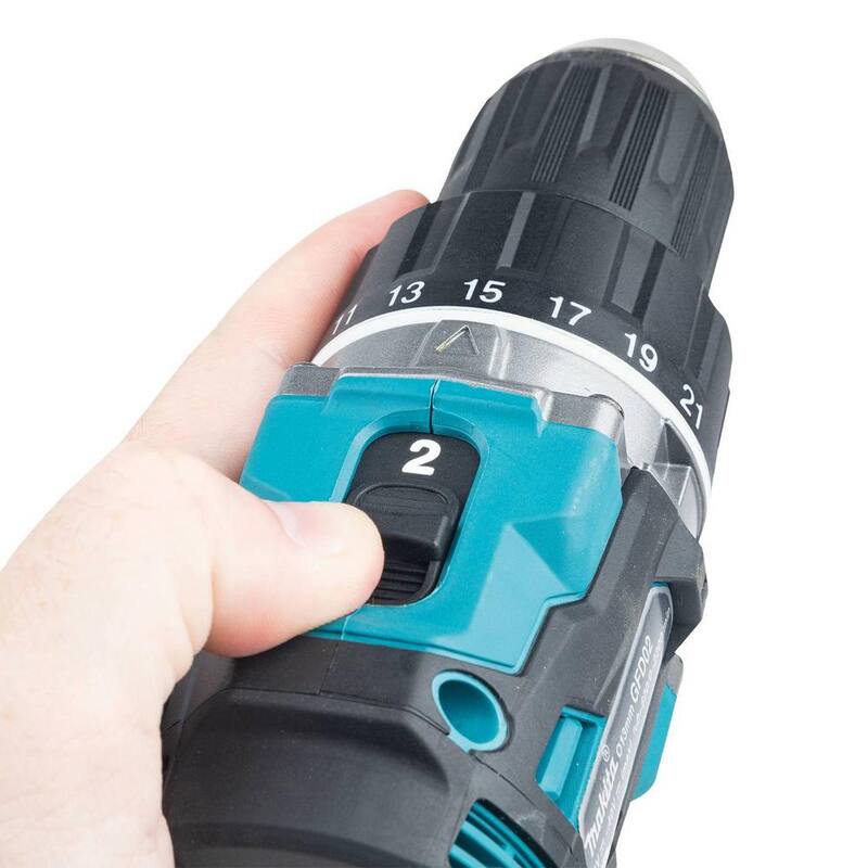 Kit de taladro atornillador inalámbrico compacto sin escobillas de 1/2 pulg. Makita 40V Max XGT (2.5Ah) - GFD02D