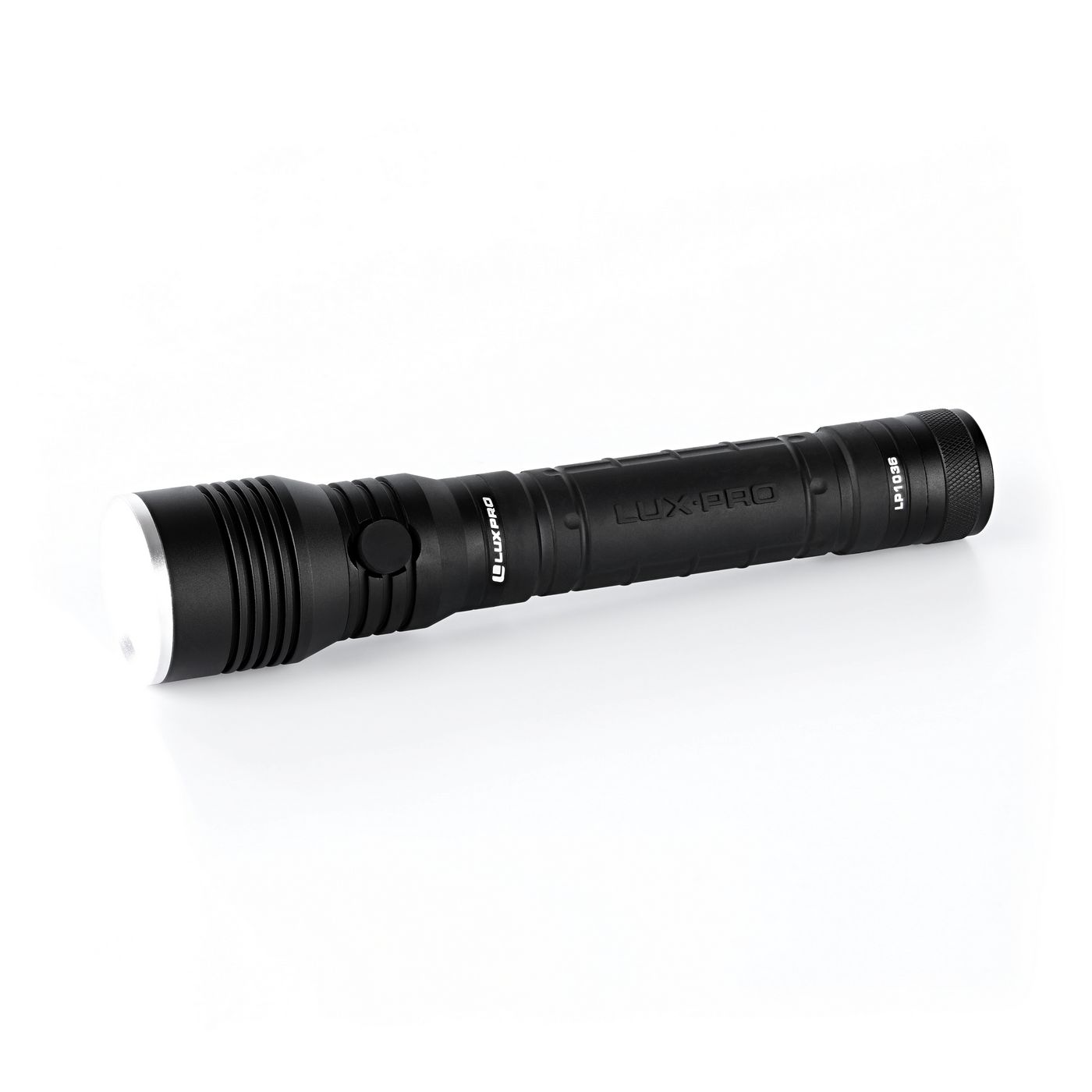 Linterna reflectora LED Lux-Pro de 600 lúmenes con 4 modos e incluye baterías LP1036