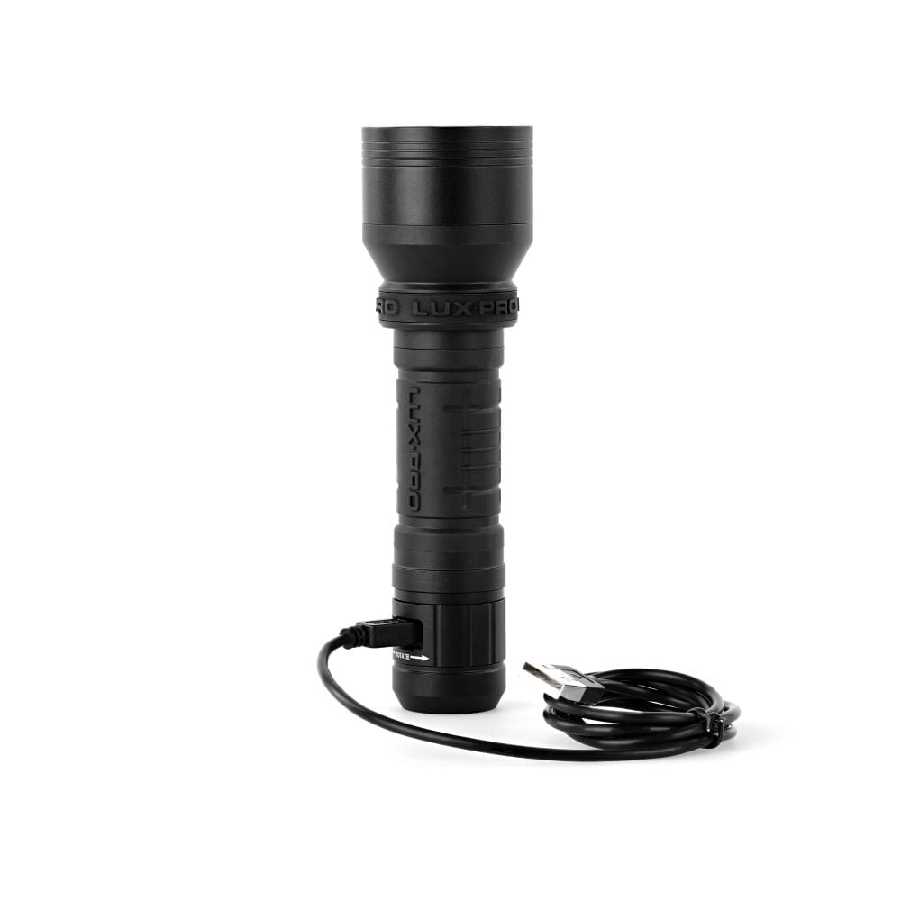 Linterna LED Lux-Pro de 1100 lúmenes con 4 modos y baterías recargables incluidas XP913