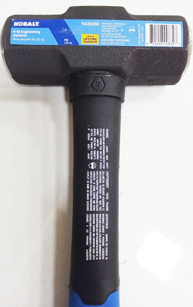 Maza de ingeniería de mango de fibra de vidrio con cabeza de acero liso de 4 libras Kobalt