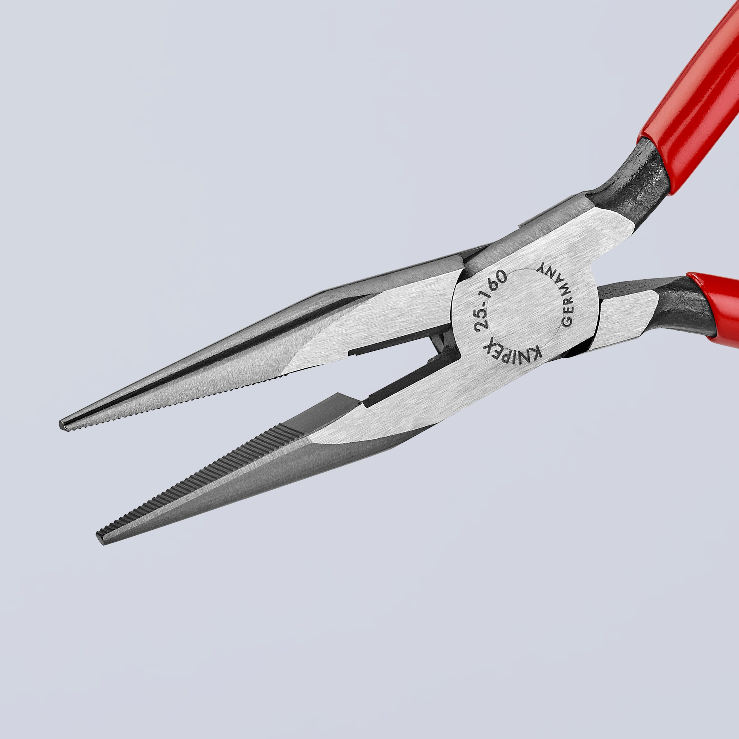 Pinzas de punta larga KNIPEX de 6.25 pulgadas con cortador de alambre - Modelo 25 01 160