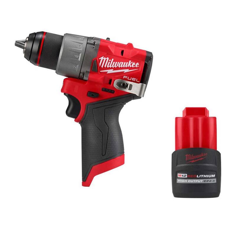 Milwaukee M12 FUEL Taladro/destornillador inalámbrico sin escobillas de 12V con batería de iones de litio de 1/2 in. y alta capacidad de 2.5Ah - 3403-20-48-11-2425