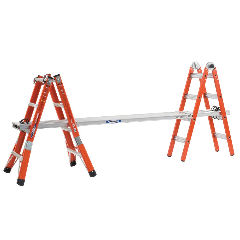 Escalera telescópica multi posición con alcance de 18 pies y capacidad de carga de 300 lbs. Werner FMT Pro 5 en 1 Tipo 1A.