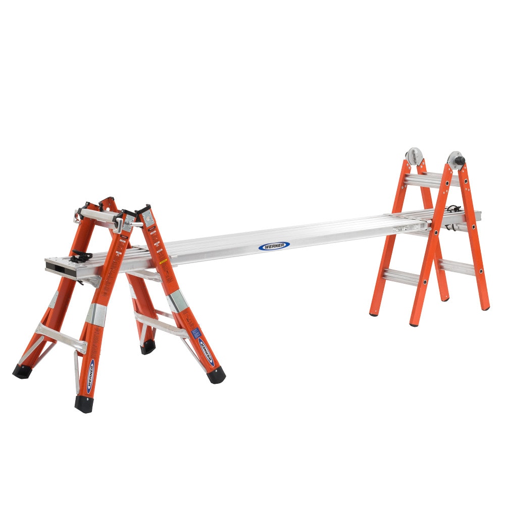 Escalera telescópica multiusos Werner FMT Pro 5 en 1 con alcance de 14.25 pies y capacidad de carga de 300 libras - Tipo 1A