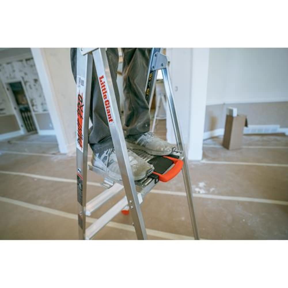 Escalerilla Little Giant Paint Pro de 5 pies (altura de alcance de 9.33 pies) de aluminio Tipo 1AA - Capacidad de carga de 375 lb. Escalera de plataforma 15165-001