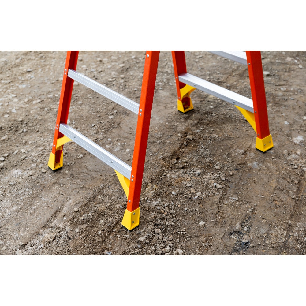 Escalera de plataforma de fibra de vidrio tipo 1A con capacidad de carga de 300 libras y altura de alcance de 9 pies (3 pies de largo) Werner PD6203