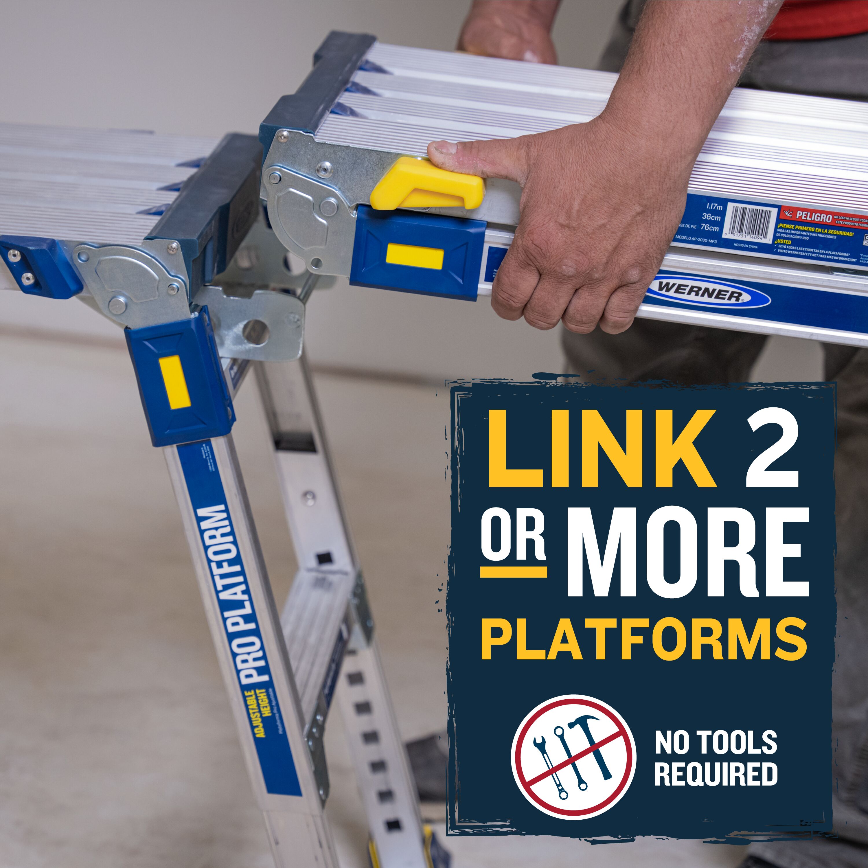 Plataforma de trabajo Werner Pro Linking de Aluminio de 1.7 pies de alto x 3.9 pies de largo con capacidad de 300 libras - Modelo AP-2030L-MP2