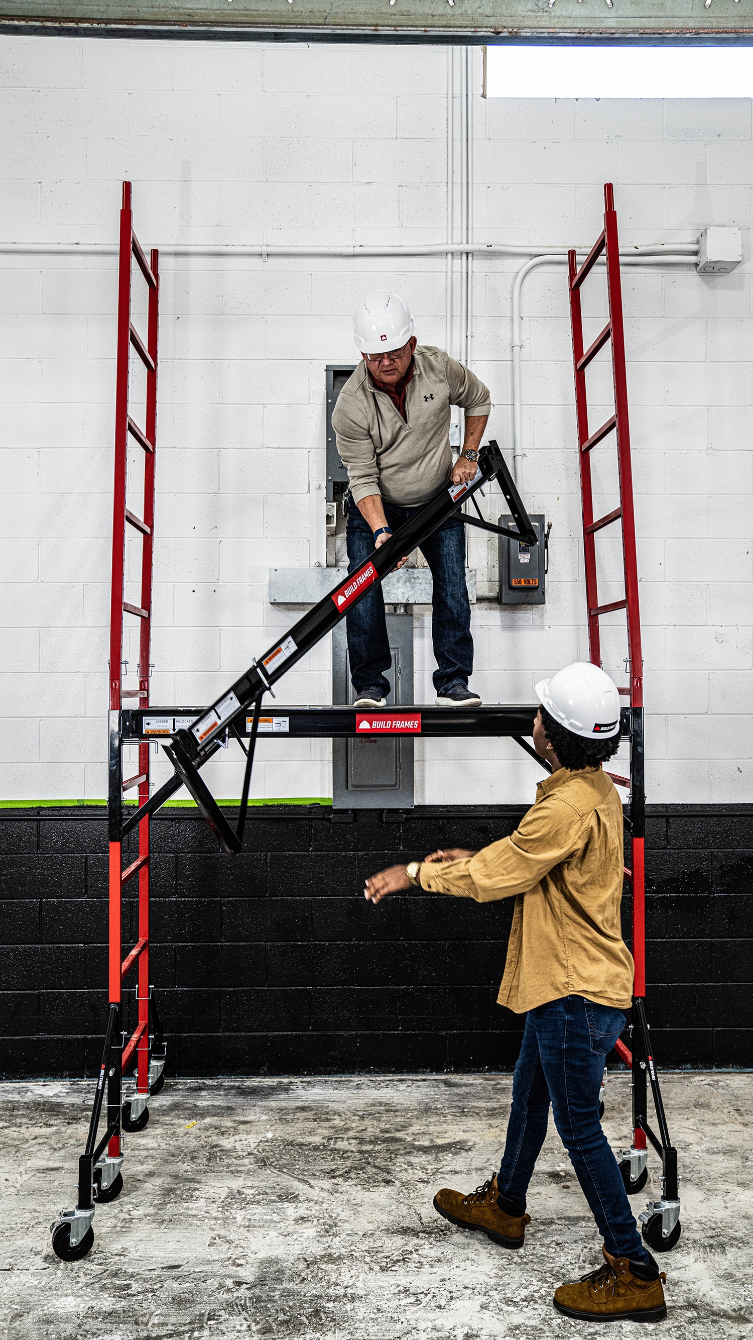 Estructura de Construcción Multiusos de Estilo Panadero de 2 Niveles en Acero, Capacidad de 1100 lb - 4.70 m de Altura x 1.86 m de Largo