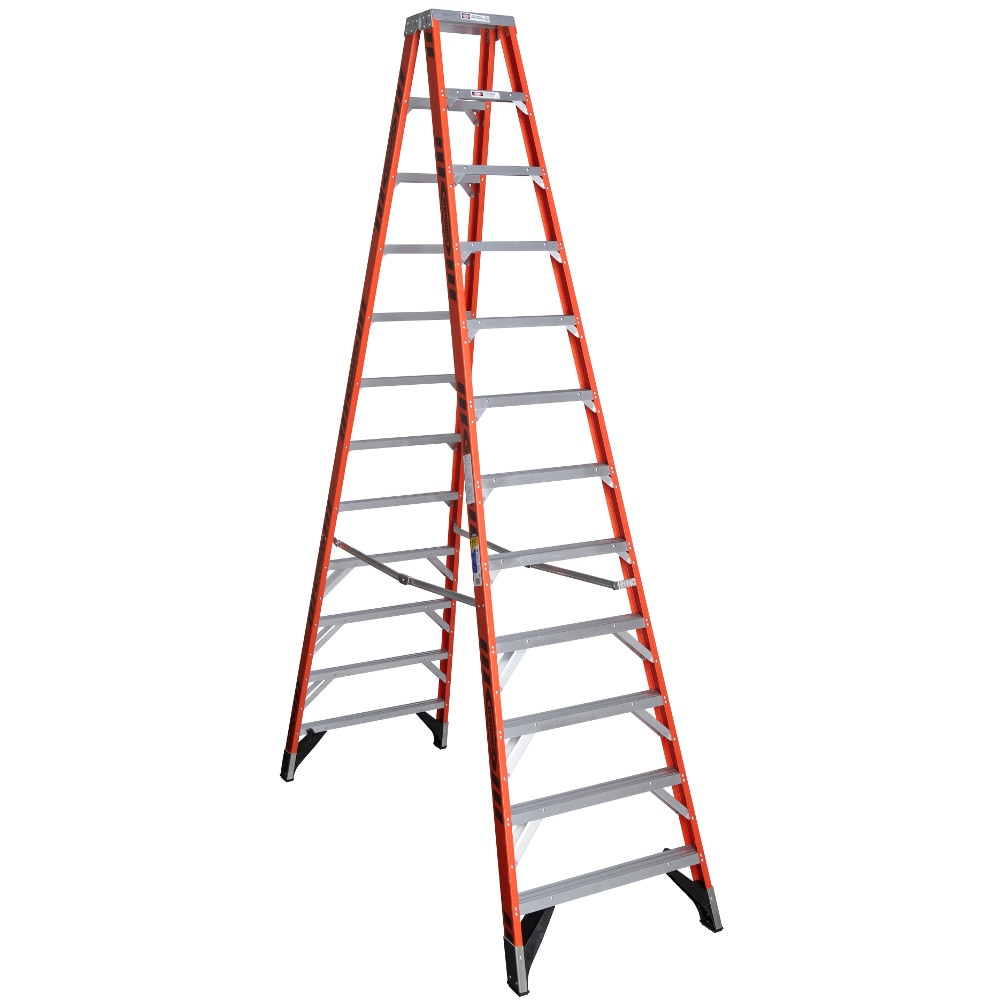 Escalera gemela T7412 de fibra de vidrio tipo 1AA de Werner T7400 de 12 pies (altura de alcance de 16 pies) con capacidad de carga de 375 libras.