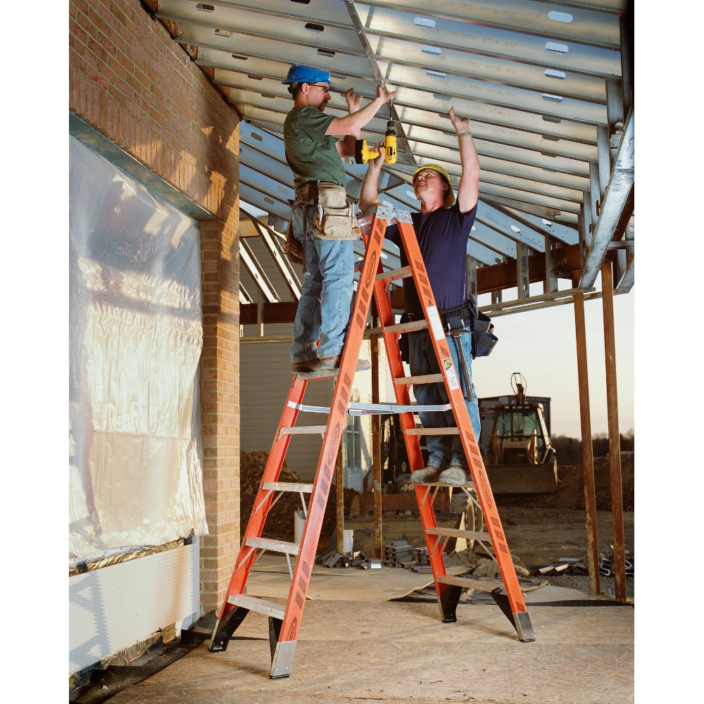 Escalera Gemela T7410 de Fibra de Vidrio Tipo 1AA de 10 pies (14 pies de altura máxima de alcance) - Capacidad de carga de 375 lbs.ParallelGroupWerner T7400