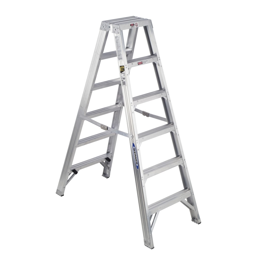 Escalera gemela tipo 1AA de aluminio Werner T400 de 6 pies (10 pies de altura) con capacidad de carga de 375 libras. T406