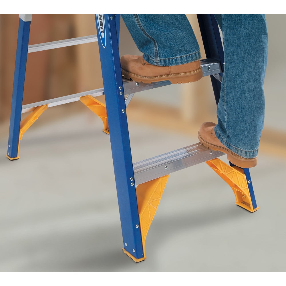 Escalera de fibra de vidrio Tipo 1AA de 6 pies (10 pies de altura máxima) con capacidad de carga de 375 lbs. Modelo OBCN06