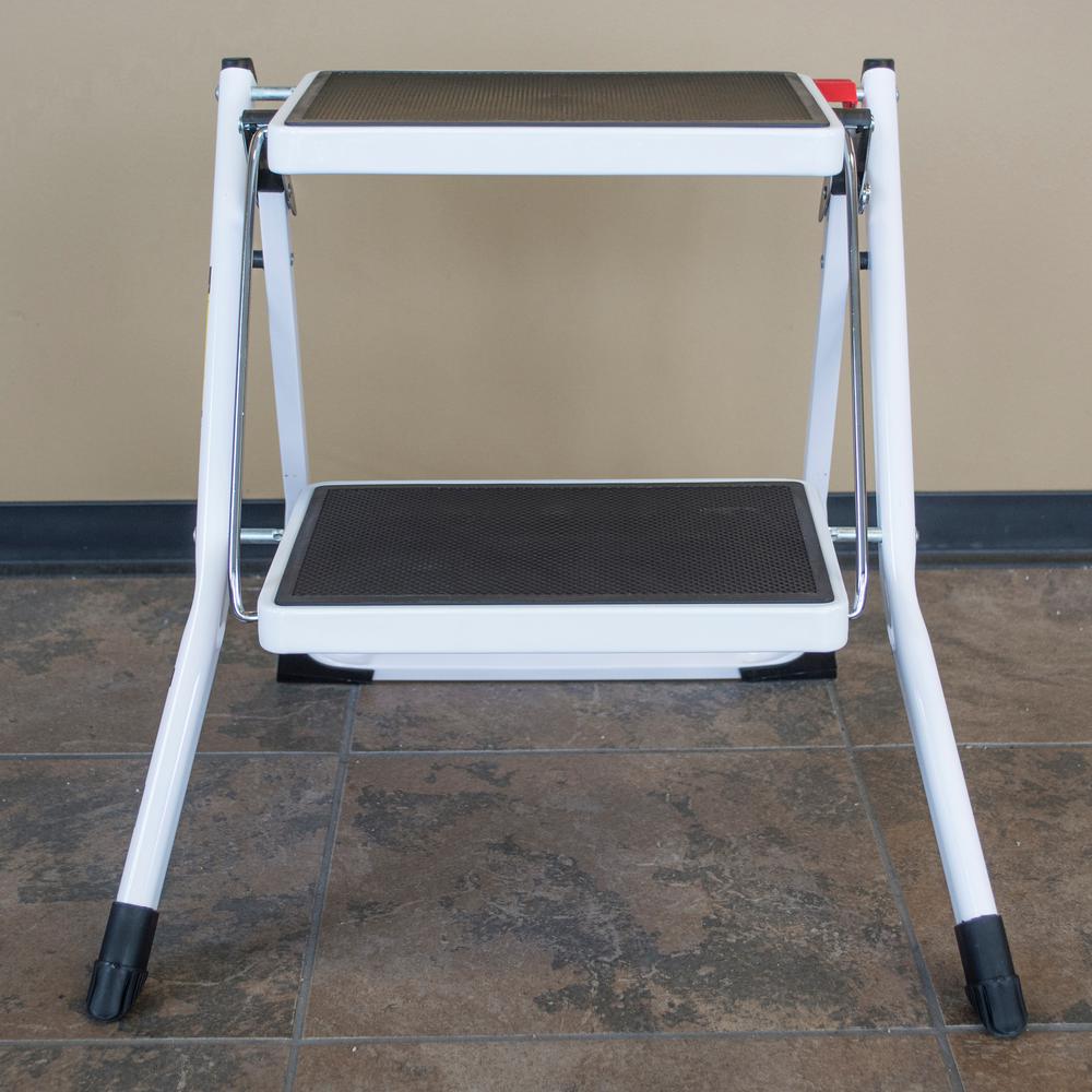 Taburete Plegable de Aluminio Negro de 2 Peldaños con Capacidad de 225 lb de AmeriHome