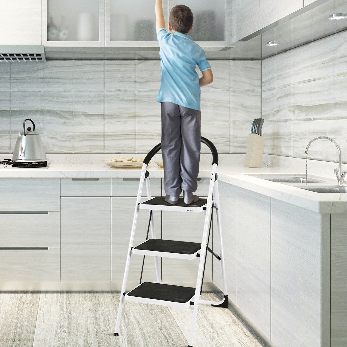 Escalonilla Plegable de Acero Negro con Capacidad de 150 kg y 3 Pasos de WELLFOR