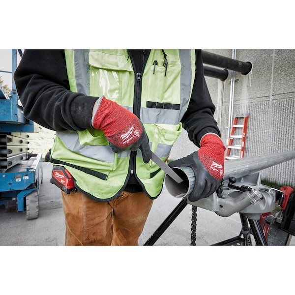 Guantes Milwaukee Tool con aislamiento de nivel 4 para invierno y con recubrimiento, Talla 2X-Grande (12 pares), Nivel de corte A1, 15 ga, Rojo/Negro - 48-73-7944B