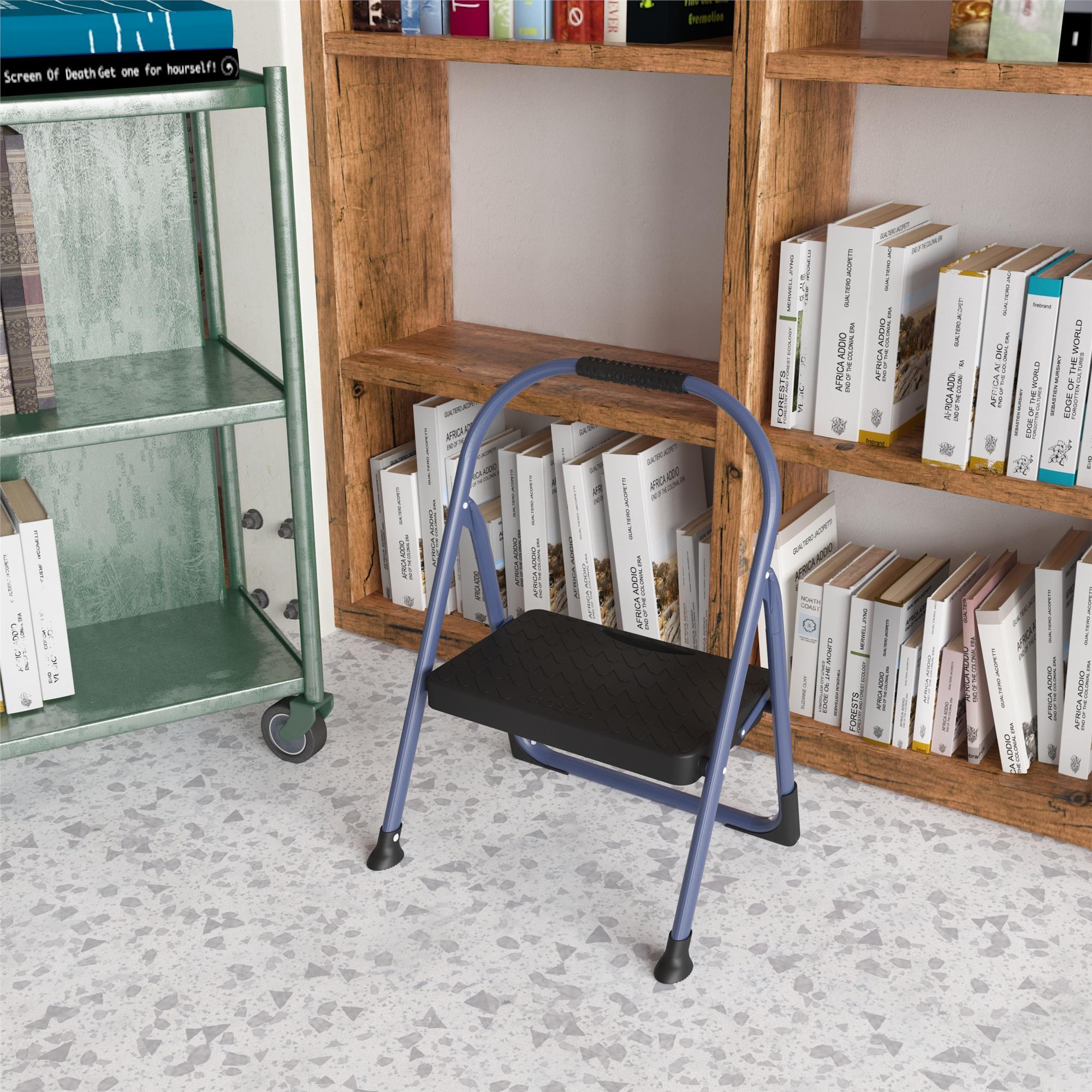 Escalón plegable de acero azul con capacidad de 225 libras de Cosco 11248NVY1E