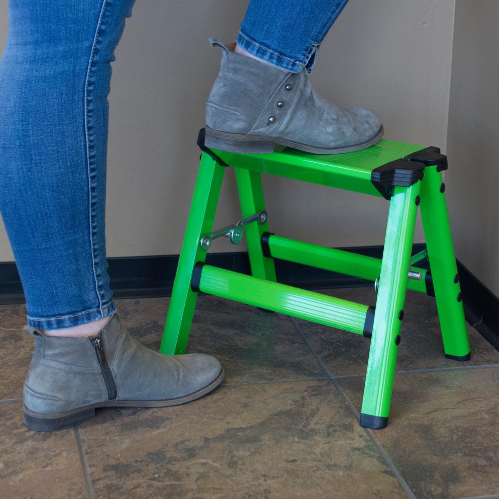 Banquito Plegable de Aluminio Verde con Capacidad de 325 lb en un Paso de AmeriHome