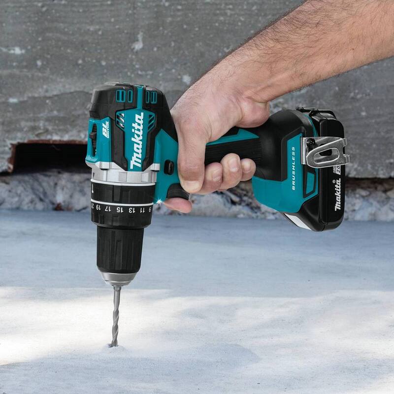 Kit de Taladro-Martillo Inalámbrico Brushless Compacto de 1/2 pulgadas de Ion de Litio LXT de 18V de Makita con (2) Baterías de 2.0Ah, Cargador y Bolsa - XPH12R