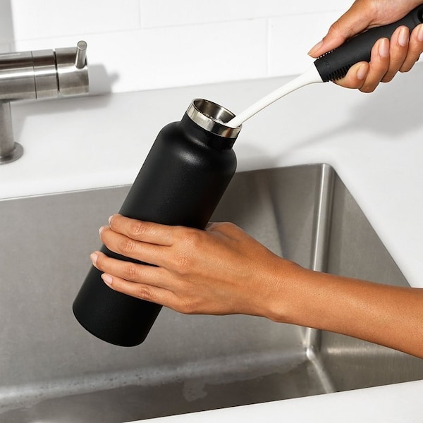 Cepillo para botellas Oxo International Good Grips, cerdas de nylon, 13 pulgadas de largo - 36391