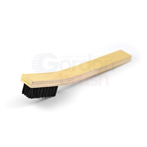 Cepillo para raspar grande Gordon Brush 4 x 9 filas de 0.018" de cerdas de nailon y mango de madera contrachapada - 36N