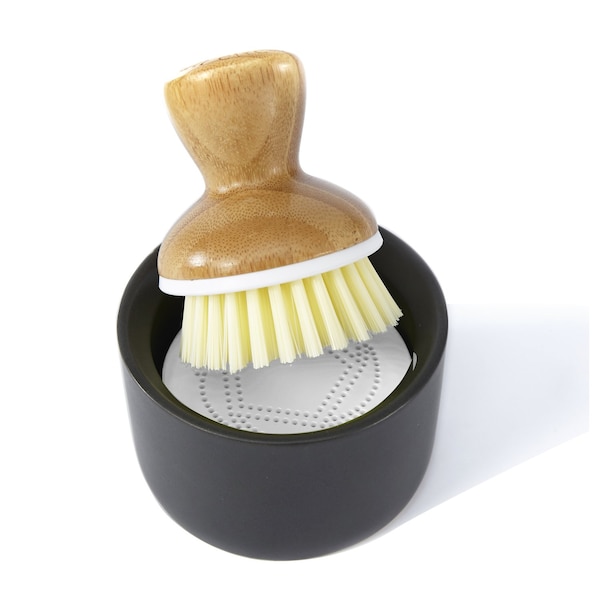 Cepillo Mini Scrubber de Mango de Bambú de 4.92 pulgadas Full Circle Bubble Up 2.36 pulgadas de Ancho con Cerdas Medianas y Soporte - FC112114W