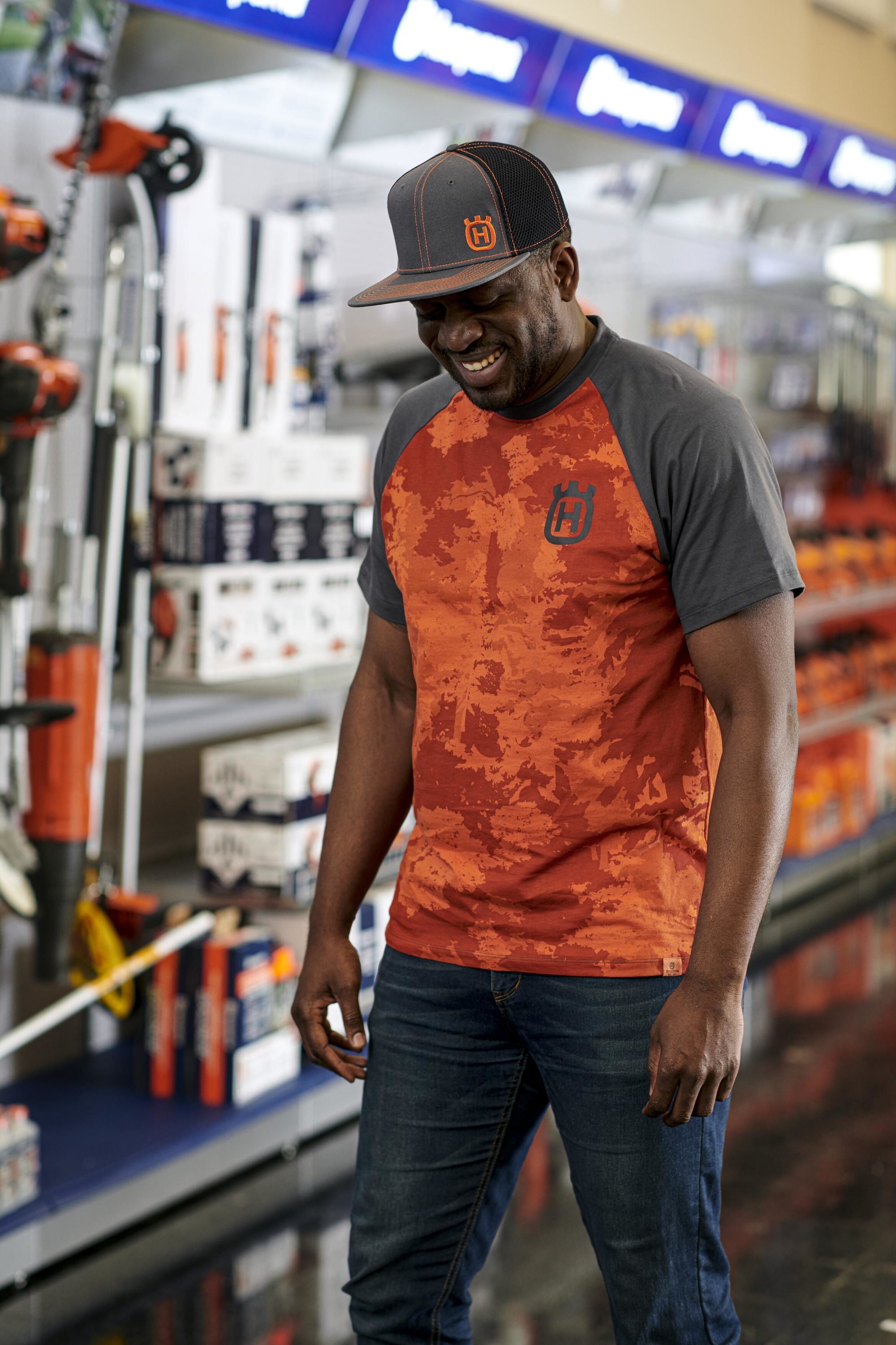 Playera de manga corta naranja de dos tonos para hombre Husqvarna (Talla mediana) 599410150