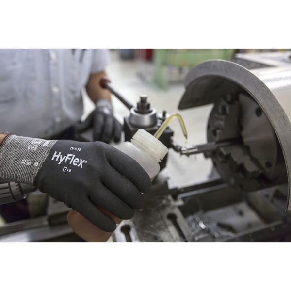 Guantes recubiertos resistentes al corte Ansell, Nivel de corte A2, calibre 18, Gris, 7 - 11-539