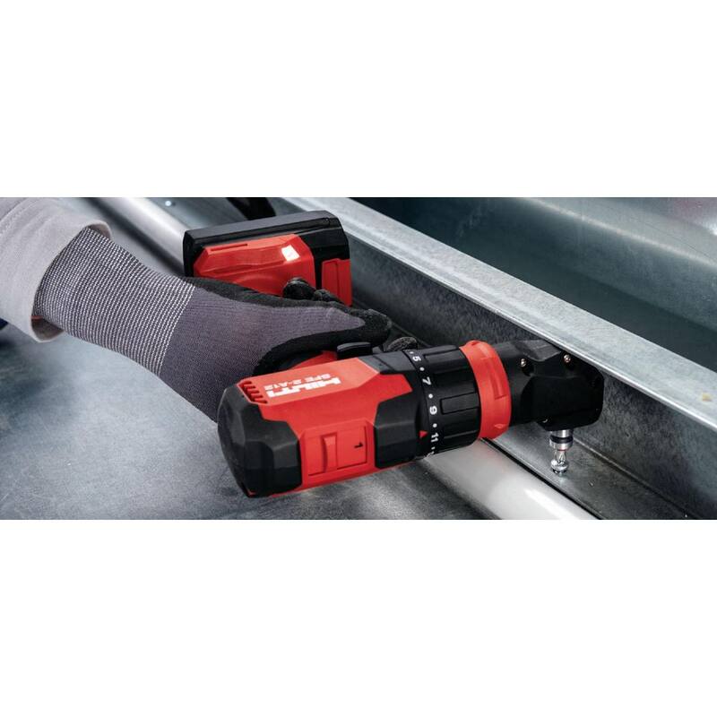 Hilti Taladro inalámbrico sin escobillas de 12 voltios con mandril hexagonal sin llave de 1/2 pulg. SFE A12 con juego de mandriles intercambiables (baterías no incluidas) - 2241415.