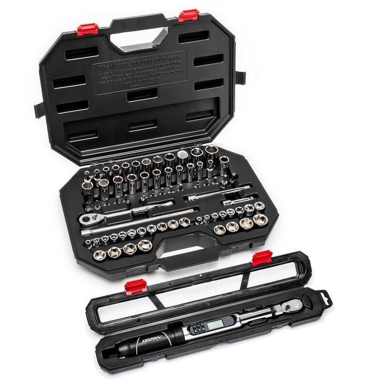 Juego de herramientas mecánicas Husky de 3/8 pulg. con llave de torque electrónica de 10-100 ft./lbs. (71 piezas) - H70MTS3DETWCB
