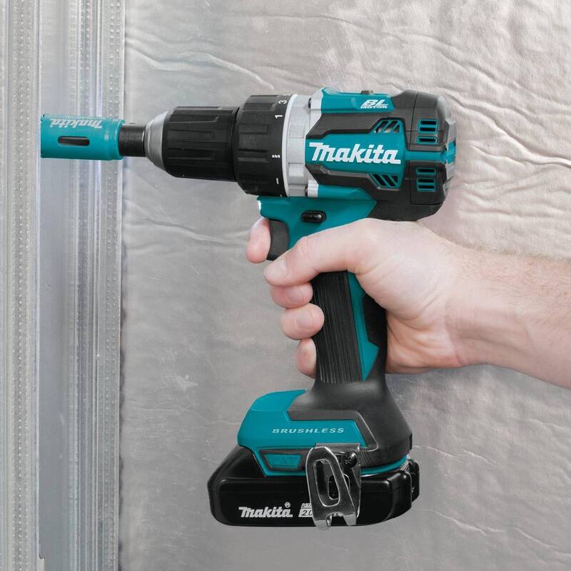 Juego de Taladro-Atornillador Inalámbrico Makita 18V LXT de 1/2 pulgada sin escobillas y compacto de iones de litio con kit de (2) baterías (2.0Ah), cargador y bolsa - XFD12R.