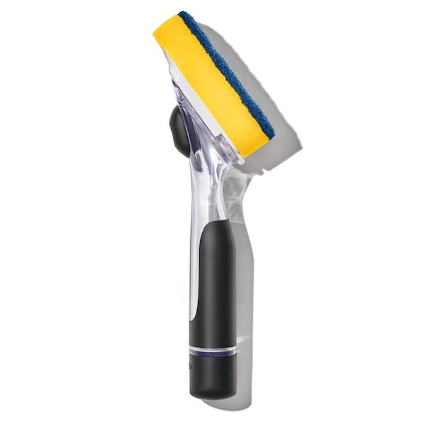 Cepillo fregador dispensador de jabón Oxo OXO Good Grips 1 in. W con cerdas suaves/medianas y mango de plástico/hule - 12361600