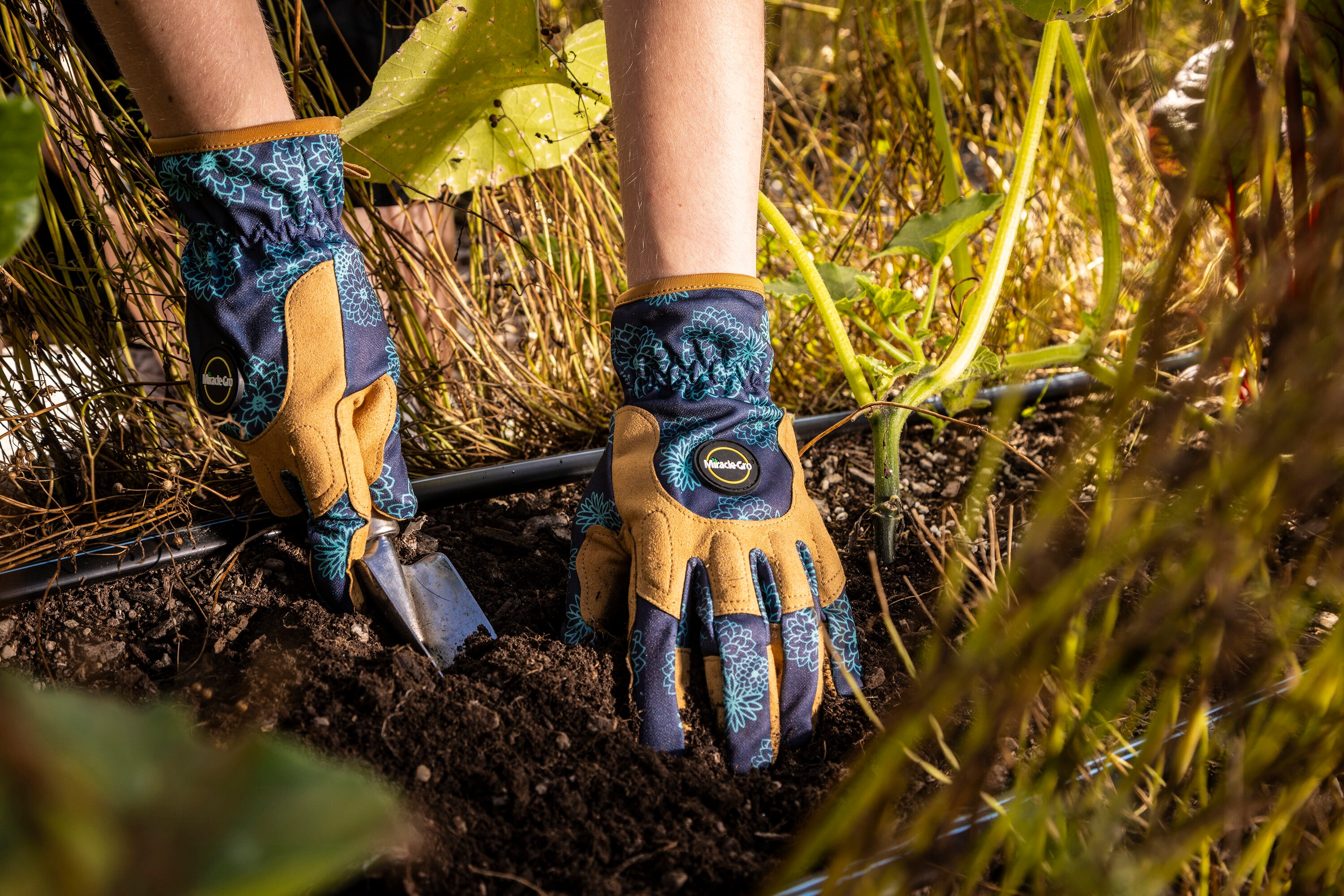 Guantes de jardinería de piel sintética Miracle-Gro de tamaño mediano/grande 1 par MG86207/WML