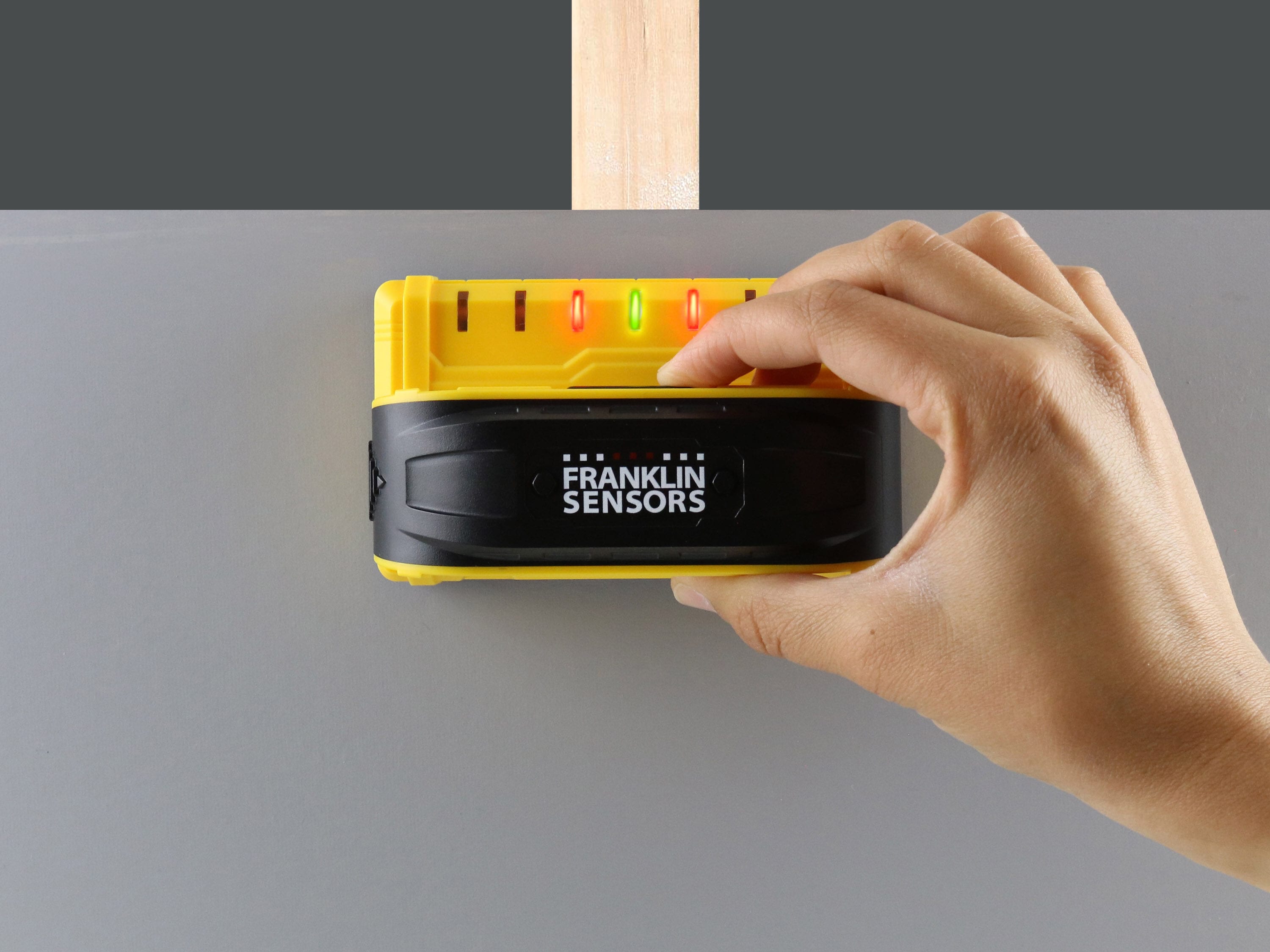 Localizador de montantes de metal y madera Franklin Sensors X700 con escaneo de 1 pulgada de profundidad FSX70012