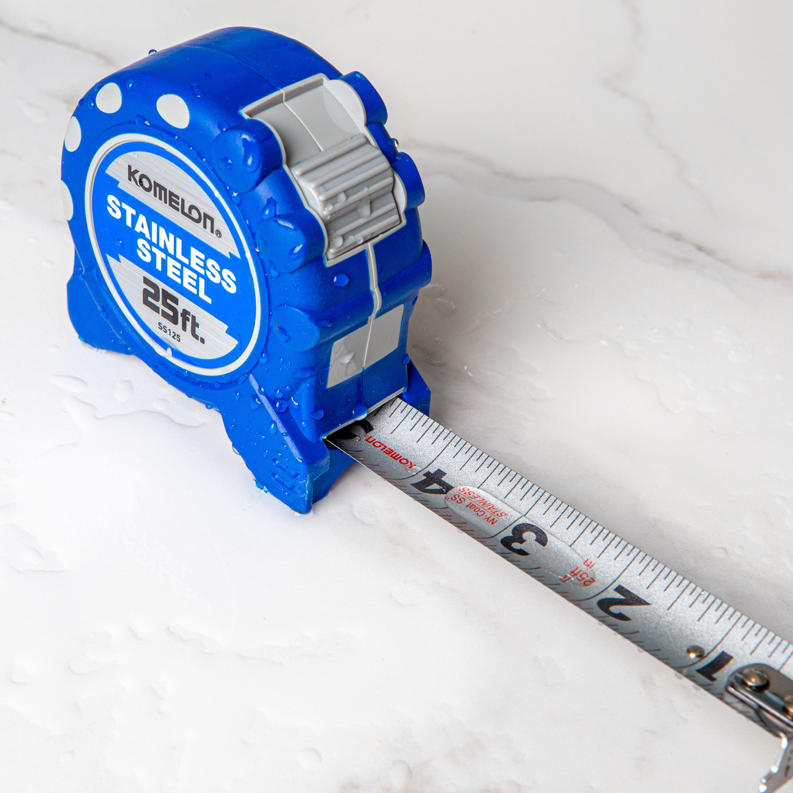 Medidor de cinta Komelon Stainless Steel Gripper de 25 pies SS125