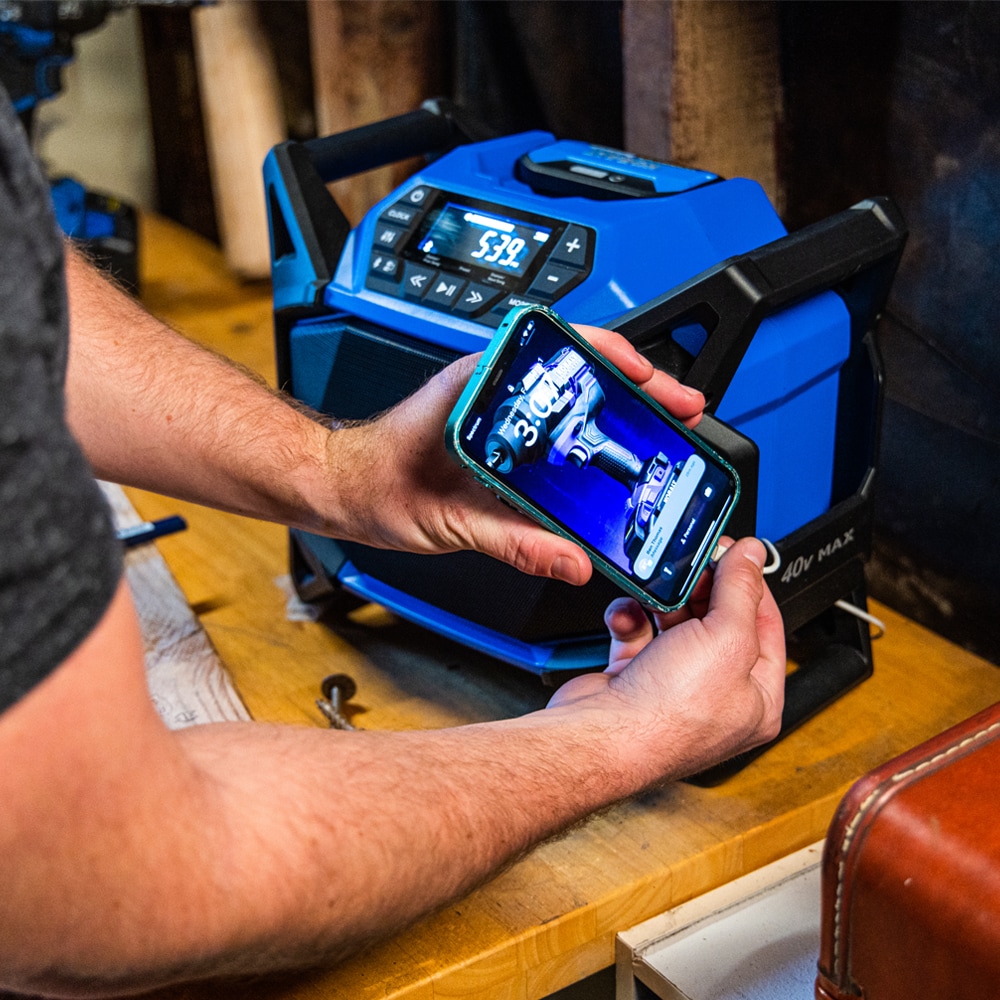 Radio para sitio de trabajo inalámbrico resistente al agua con Bluetooth Kobalt de 40 voltios KJR 1040-03