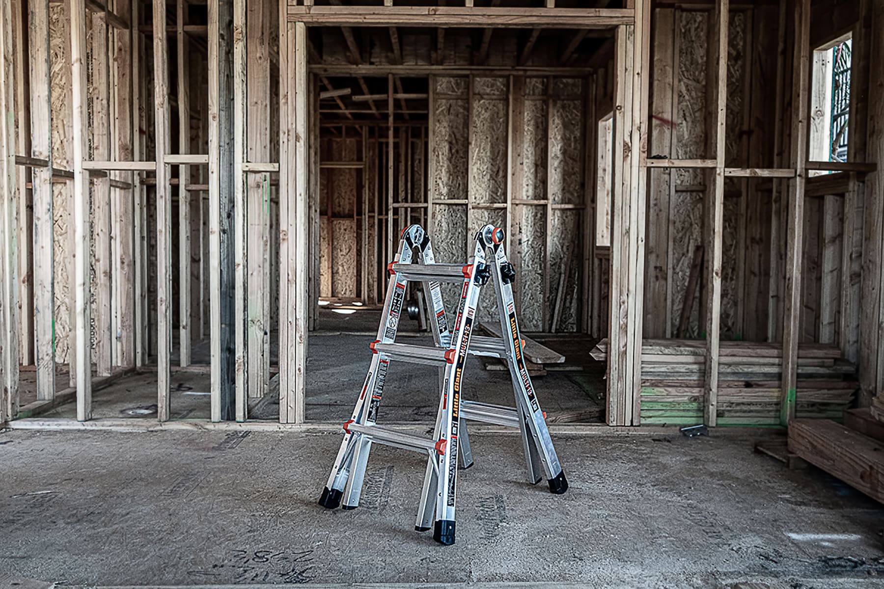 Escalera telescópica multi-posición de alcance de 14 pies Little Giant Ladders Multi M14 Tipo 1A - Capacidad de carga de 300 libras 16513-002
