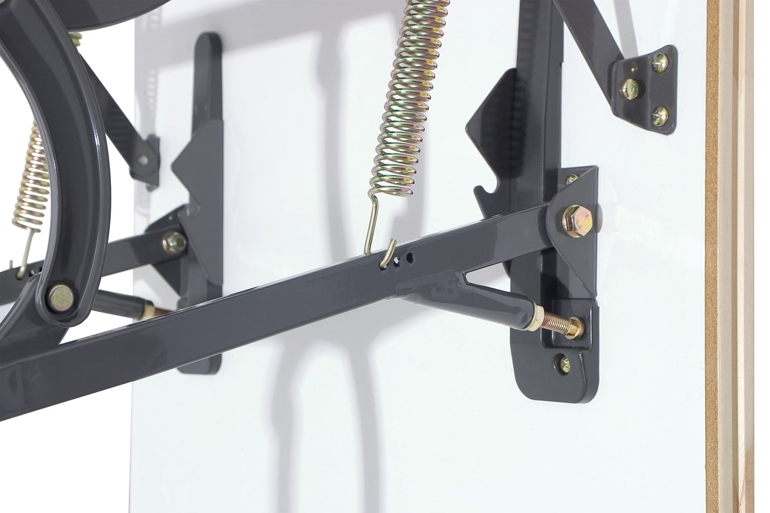 Escalera de tijera para ático de acero FAKRO 8.17-9.17 pies (Apertura bruta: 22.5 pulgadas x 31.5 pulgadas) con capacidad de 350 lbs. Modelo 66875.