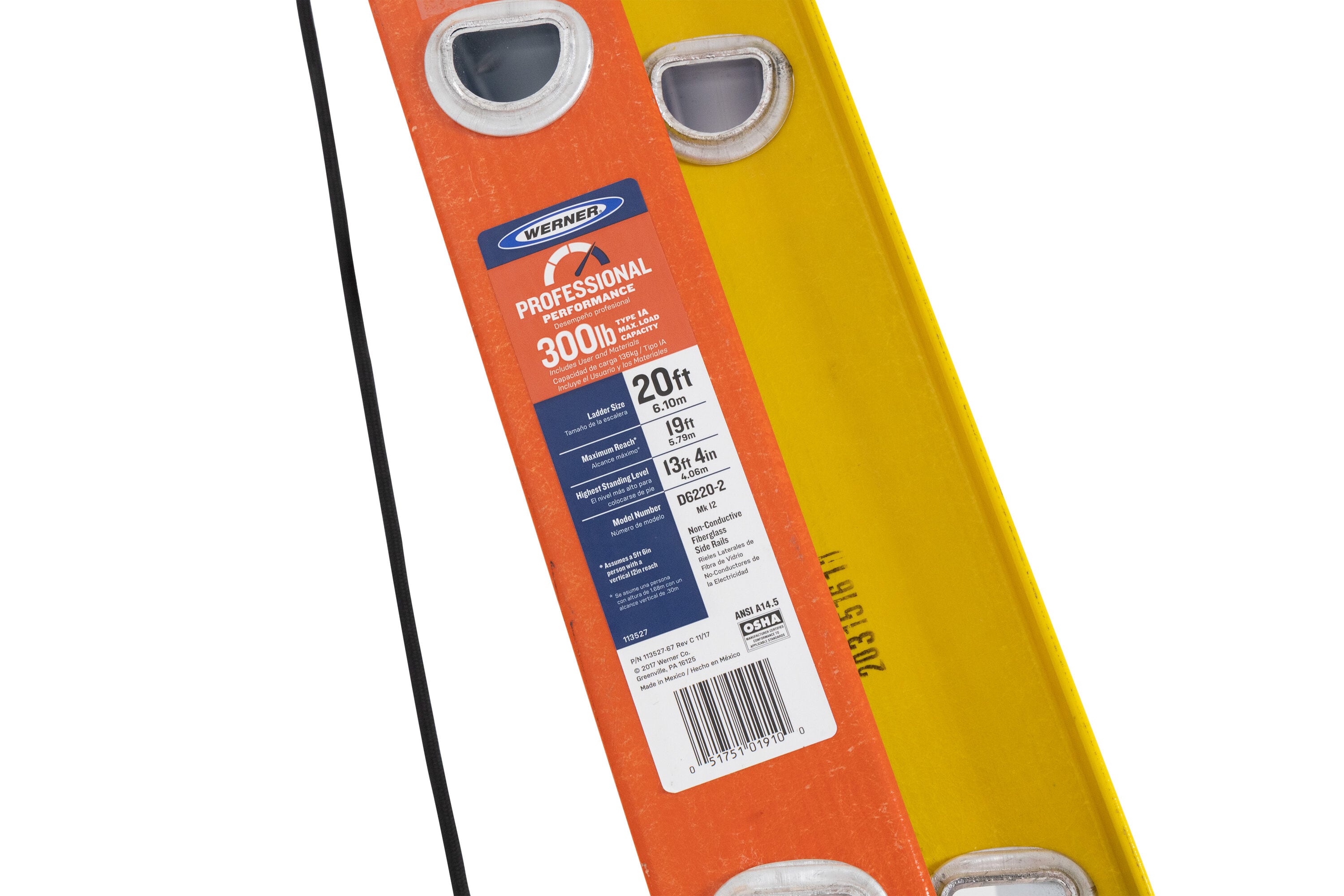Escalera de extensión de fibra de vidrio tipo 1A Werner Glidesafe de 28 pies (27 pies de altura de alcance) con capacidad de carga de 300 lbs. Modelo T6228-2GS
